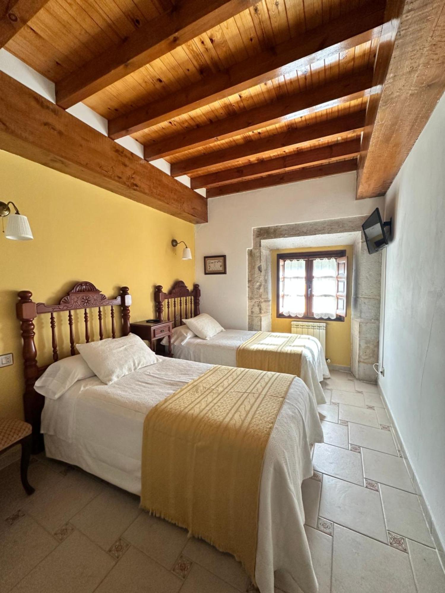 Casa Rural El Torrejon Arenas De Cabrales Exteriör bild