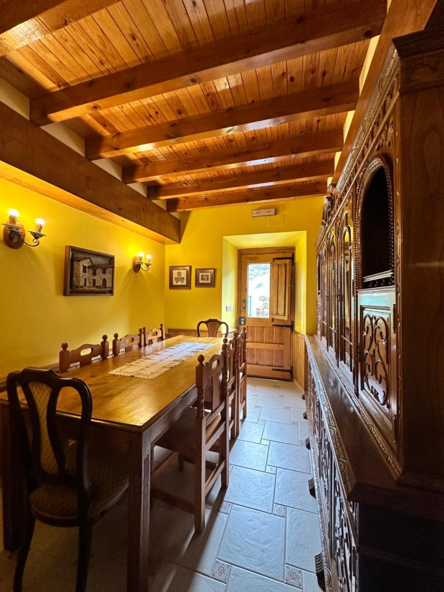 Casa Rural El Torrejon Arenas De Cabrales Exteriör bild