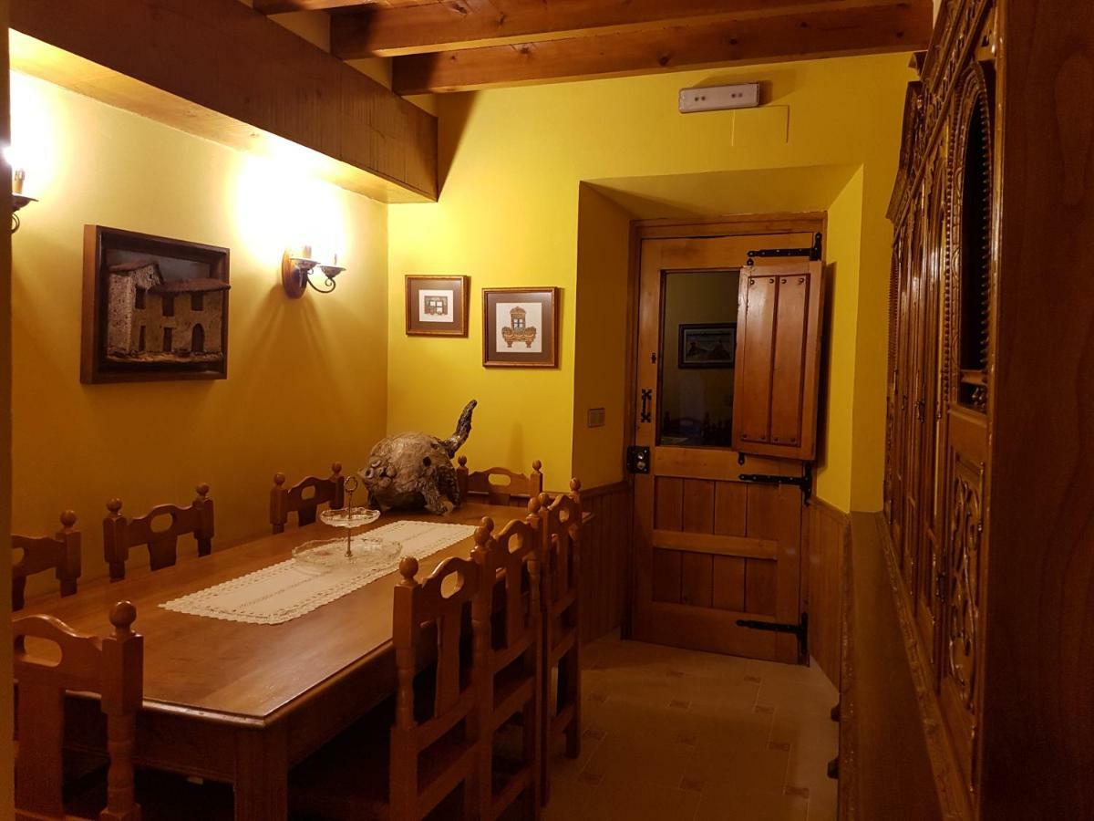 Casa Rural El Torrejon Arenas De Cabrales Exteriör bild